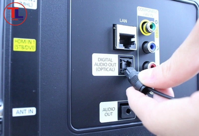 Kiểm tra cổng USB và dây cáp kết nối