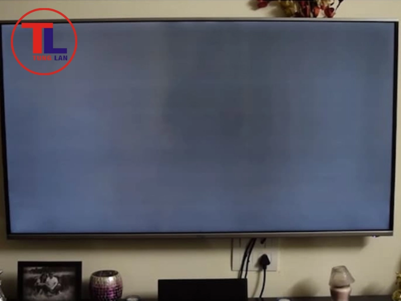 Màn hình đen, không hiển thị hình ảnh (vẫn có tiếng)