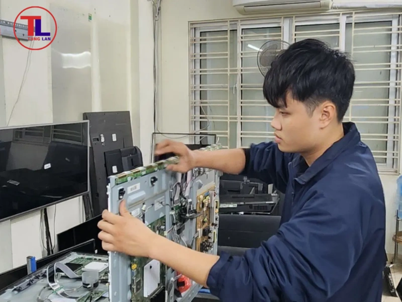 Dấu hiệu cần thợ sửa tivi 