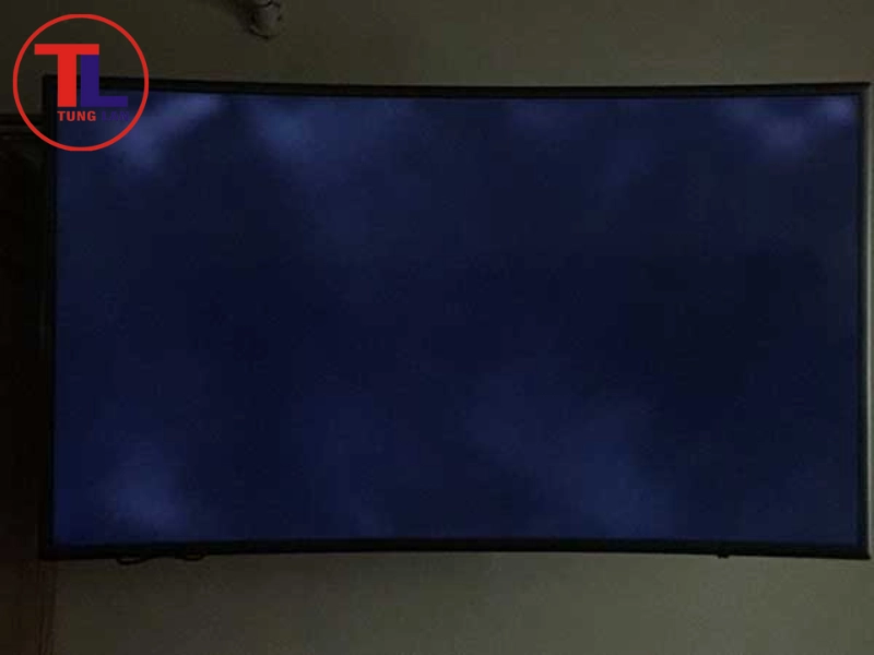 tivi tcl bị đen màn hình vẫn có tiếng