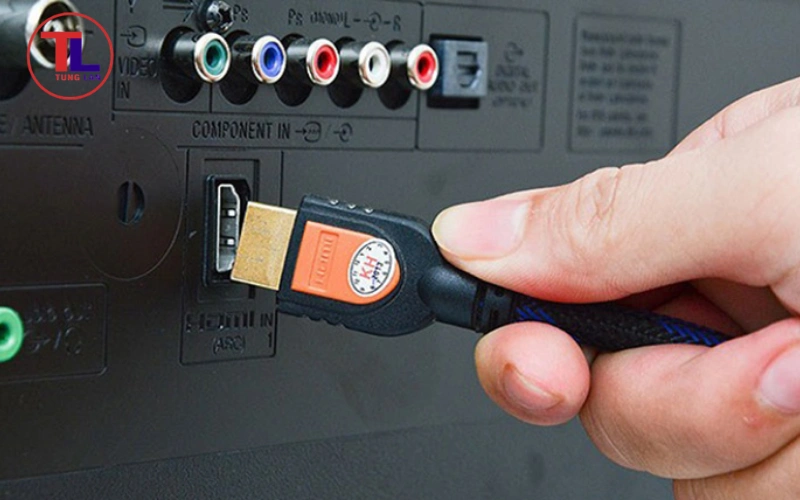 Kiểm tra nguồn điện và dây cáp tivi 