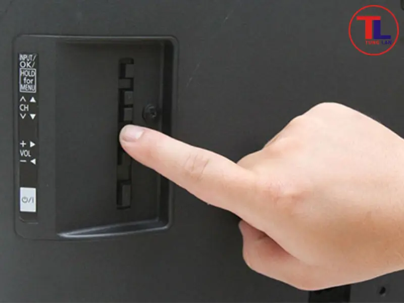 cách reset tivi samsung không cần điều khiển