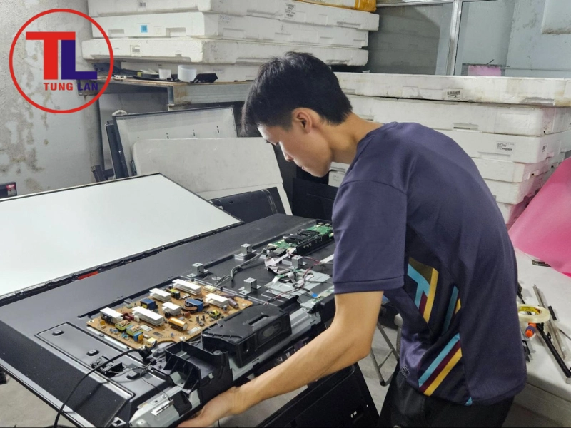 Bảng giá thay màn hình Tivi bị chảy mực (Tham khảo)