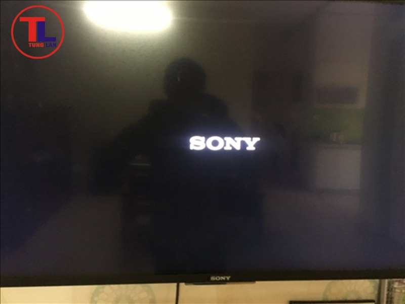 tivi sony lên logo rồi tắt