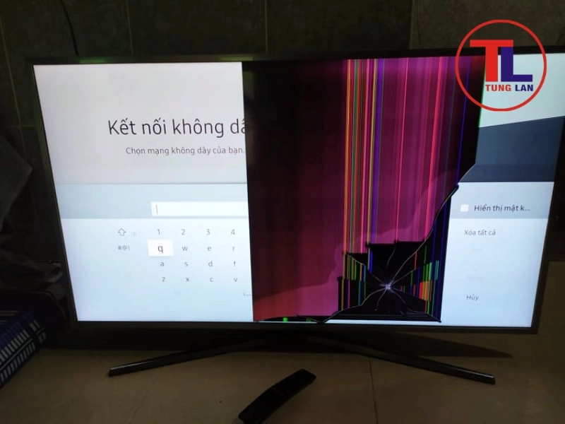 tivi bị nứt màn hình