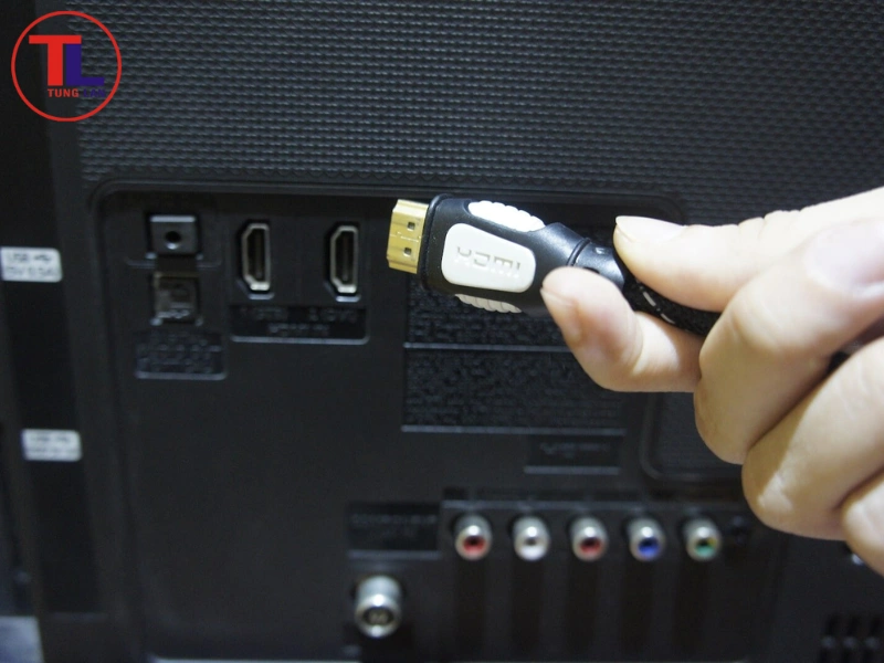 Kiểm tra jack cắm, dây kết nối