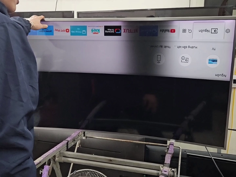 Lỗi đèn LED hoặc Cao áp (Backlight)