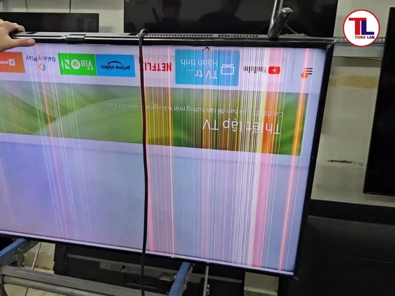 Màn hình bị sọc dọc/sọc ngang nhiều màu