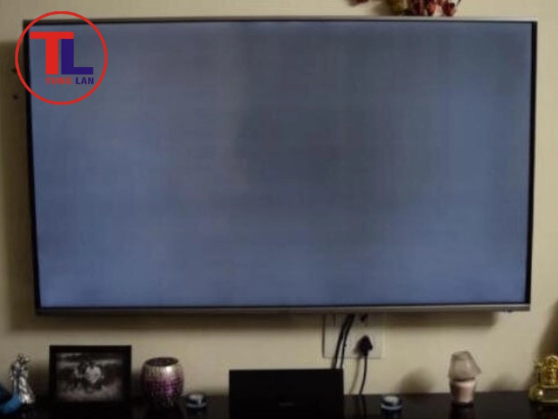 Màn hình tối đen nhưng vẫn có tiếng