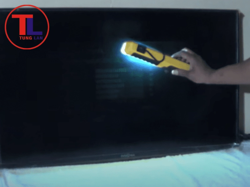 Phương pháp soi đèn pin (Flashlight Test)