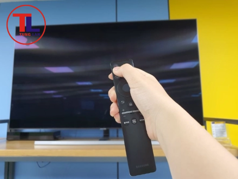 Màn hình tối đen nhưng vẫn có tiếng