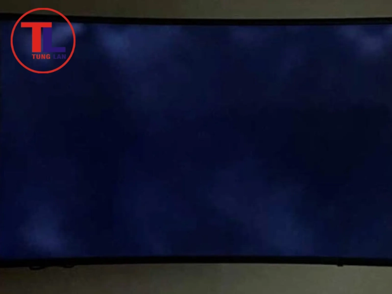 Màn hình tối đen hoặc có tiếng nhưng không hình