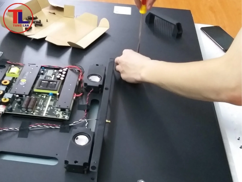 sửa tivi tại Hòa Bình Green City