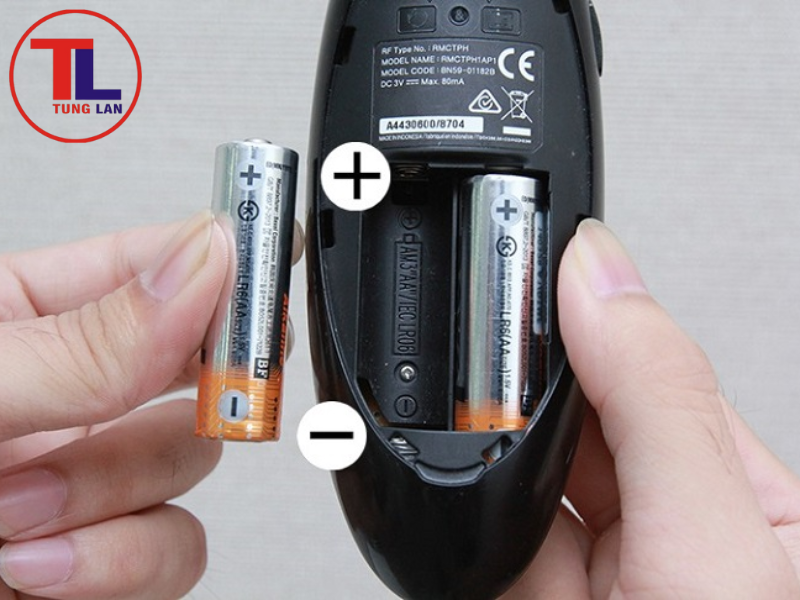 Kiểm tra và thay pin thường xuyên